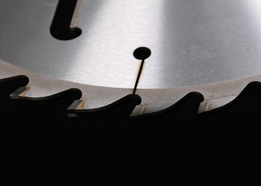 La circolare di bambù d'acciaio giapponese dello strappo del gruppo di taglio dell'OEM SKS la lama per sega con il tergicristallo 305mm